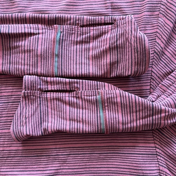 Lululemon long sleeve shirt - Picture 6 of 8